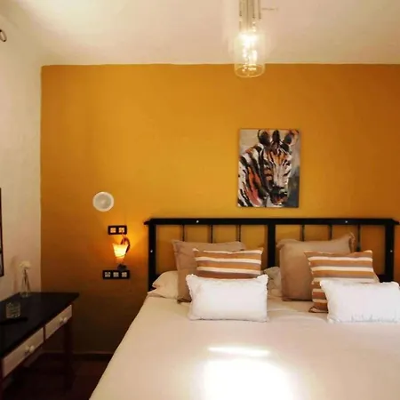 Los Palomos Villa *